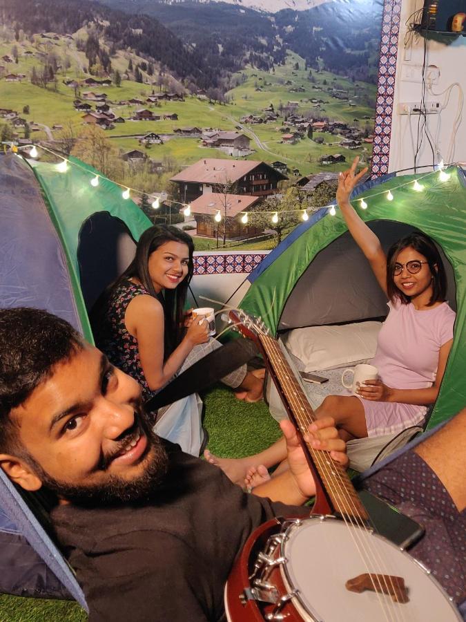 Cupidtrails Backpacker'S Penthouse Hotel กูวาฮาติ ภายนอก รูปภาพ