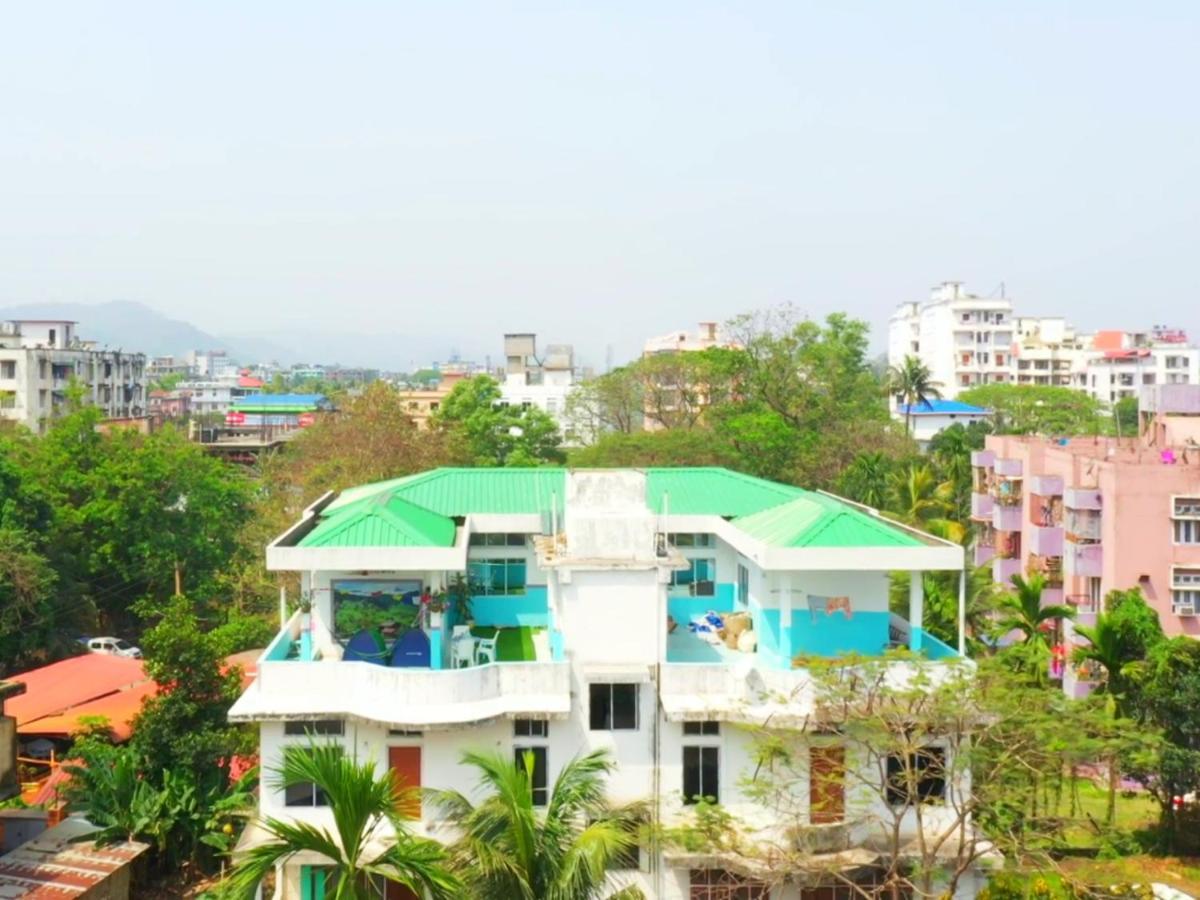 Cupidtrails Backpacker'S Penthouse Hotel กูวาฮาติ ภายนอก รูปภาพ