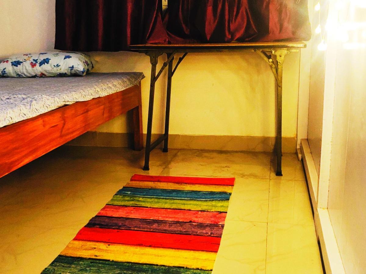 Cupidtrails Backpacker'S Penthouse Hotel กูวาฮาติ ภายนอก รูปภาพ